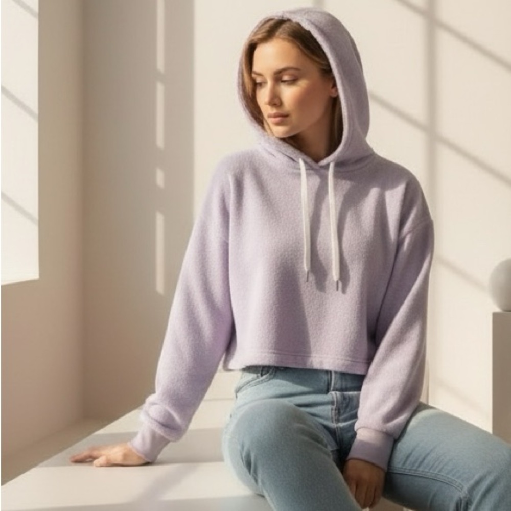 NWOT Feat Lavendar BlanketBlend Cropped Fleece Hoodie Size: L